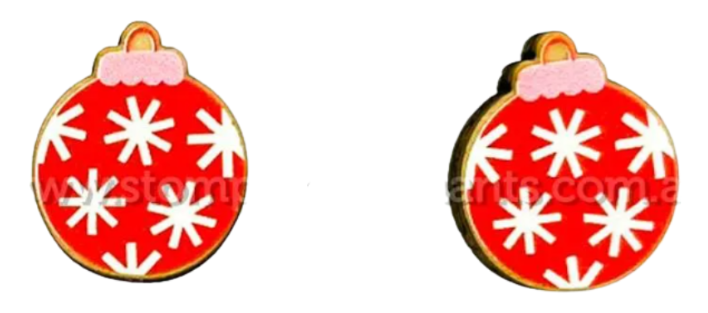 Christmas Studs [SZ:Large STY:Christmas Bauble]