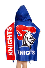 Load image into Gallery viewer, Newcastle Knights Mascot Hooded Towel
